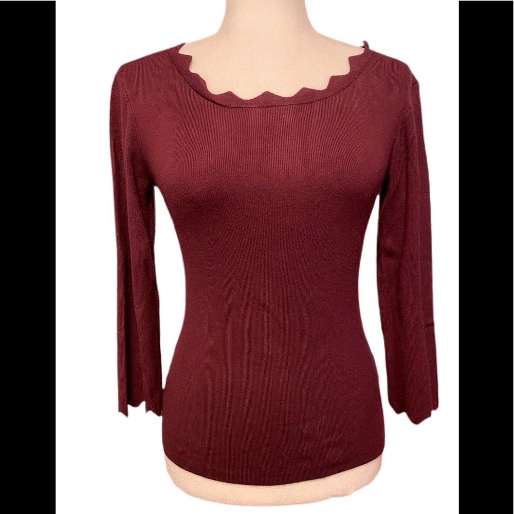 🌼 3/$18. Philosophy scalloped sweater wine  size XS